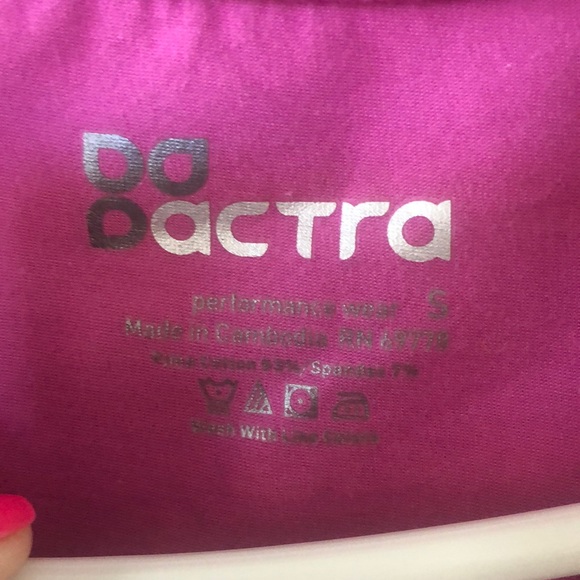 Actra Short Sleeve Tee Size S - Picture 3 of 3